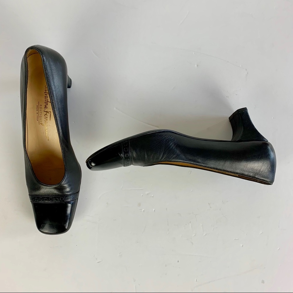 Salvatore Ferragamo Boutique 6B Pumps Square Toe